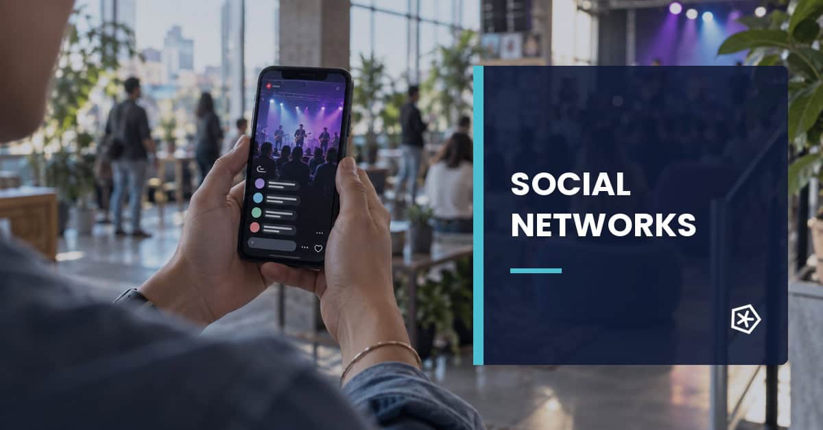 Social networks and live streaming on a smartphone
